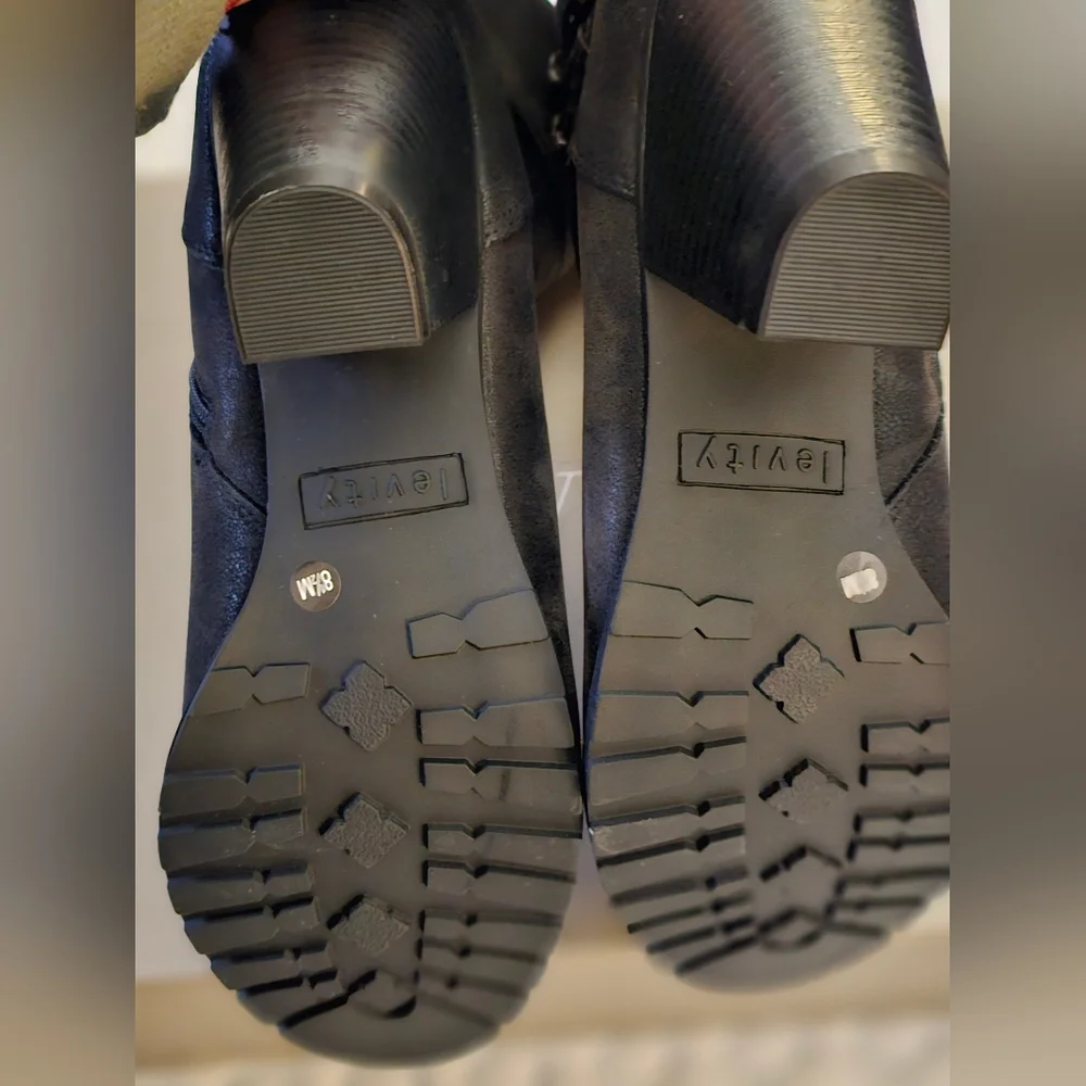 Levity Norma women's boots size 8.50 color black. New Never worn heel 3" NWOT - Picture 9 of 13